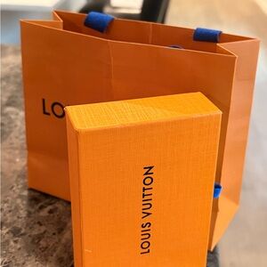 Louis Vuitton Orange Gift Set with Black Strap